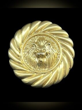 Vintage Motion East Gold Lion Head belt buckle Circa 1975